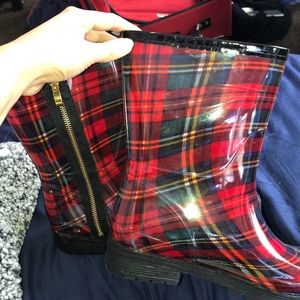 Plaid rainboots!